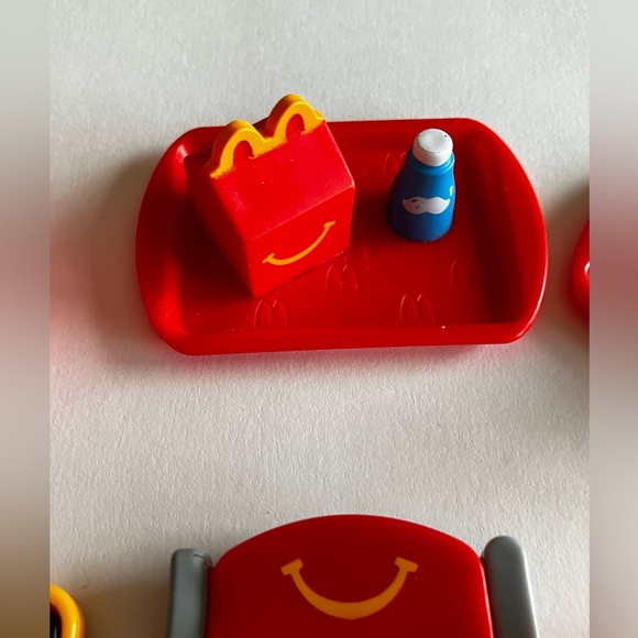 Lot of Lil McDonald's Miniatures Trays, Menu Sign, Pumpkin Bucket,Happy Meal Box - Picture 4 of 7